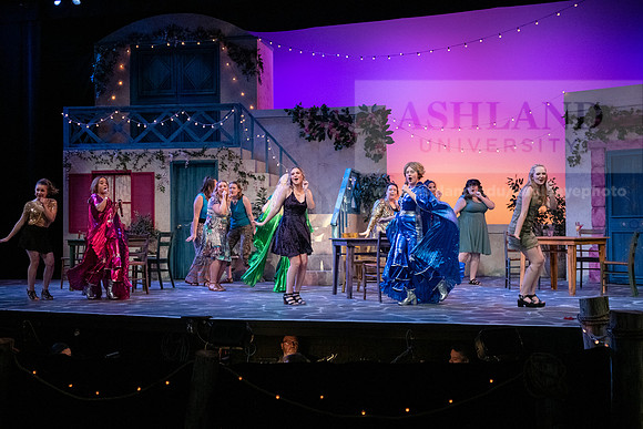 TheatreMammaMia0220ALW_2288