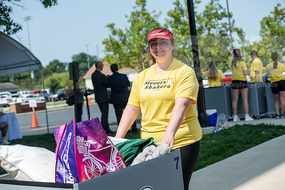 MoveInDay0824AWB_0178