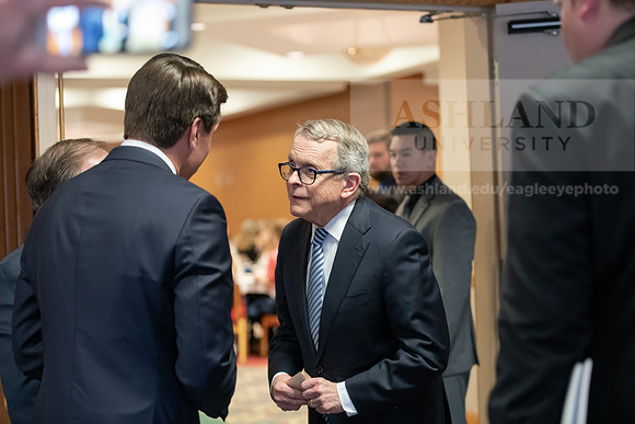 AsbrookGovMikeDeWine0120ALW_8639