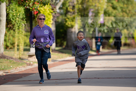 Homecoming5kFunRunWalk1019ALW_4517