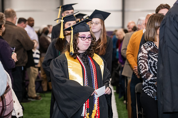 075WIGradProcessional1222ALW_0133