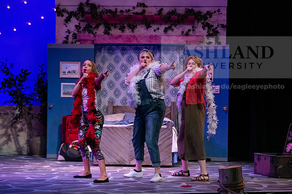 TheatreMammaMia0220ALW_2122