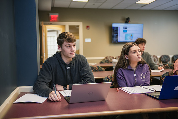 AccountingIndividualTaxClass0324AWB_4637