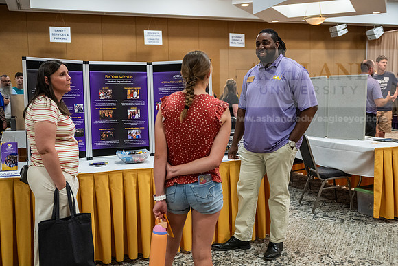 SummerOrientationNo1_0625AWB_0728