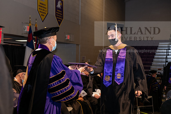 152MasterBusinessWiGrad1221ALW_6787
