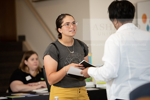 CareerGradFair0919ALW_7631