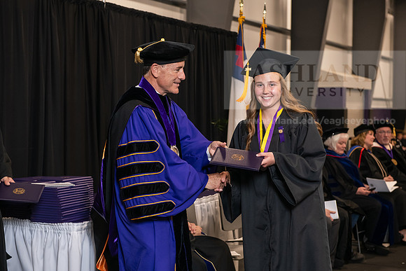 176SpGradBachelorNursing0524AWB_9829