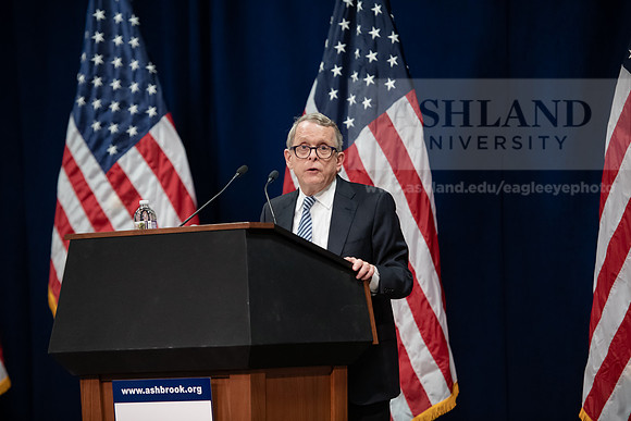 AsbrookGovMikeDeWine0120ALW_8945