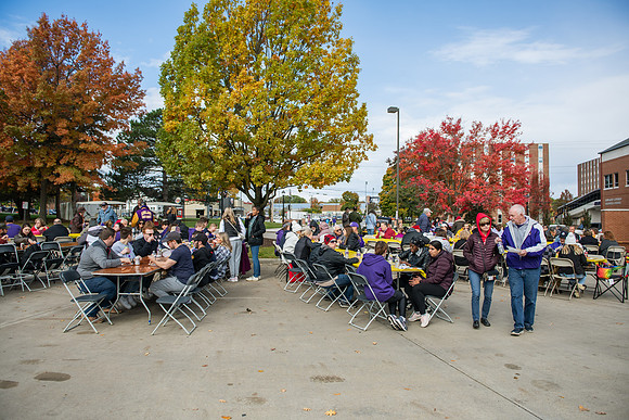 HomecomingPizzaX31023AWB_6808