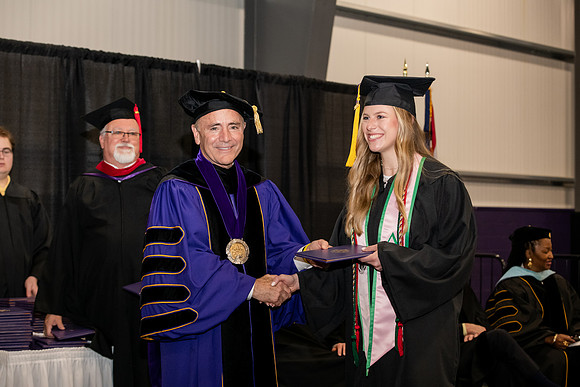 216SPGraduates0522ALW_1595