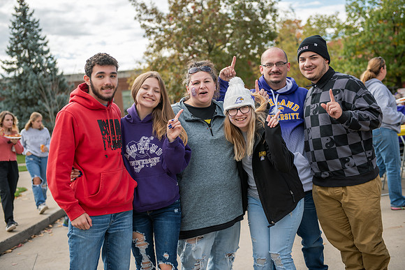 HomecomingPizzaX31023AWB_6928