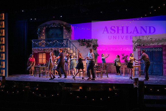 TheatreMammaMia0220ALW_2301