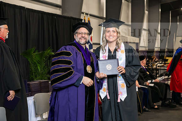 107SPGradBachelorScienceEducation0525AWB_4554