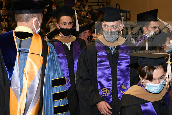 085WiGradPreCeremony1221MP7_0128