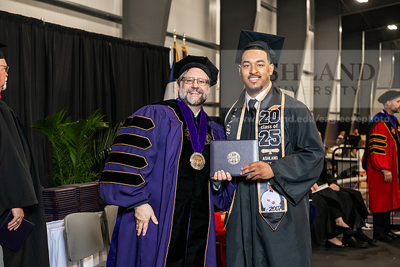 170SPGradBachelorScienceBusinessAdmin0525AWB_4319