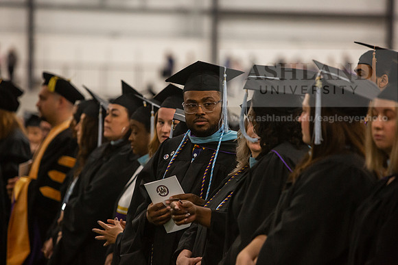 203SpGradProcessional0525JH6Q8B8209