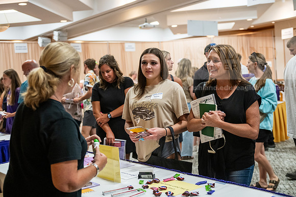 SummerOrientationNo1_0625AWB_0760