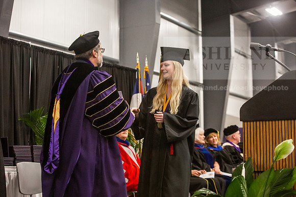 099SpGradBachelorSciEducation0525JH6Q8B9607
