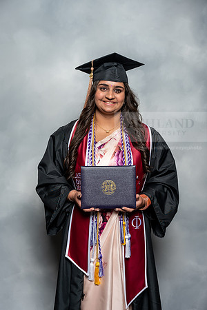 022SpGradBachelorSciBusAdmin0525AU-Graduation-2025-Andrew-1010