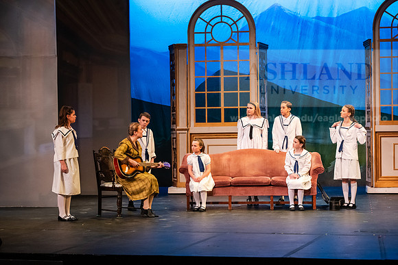 TheatreSoundOfMusic0325AWB_1946
