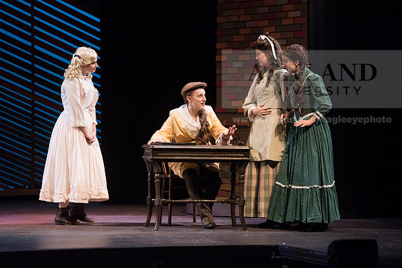 Theatre_Little Women