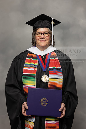 047SpGradMasterArts0524CCP10821