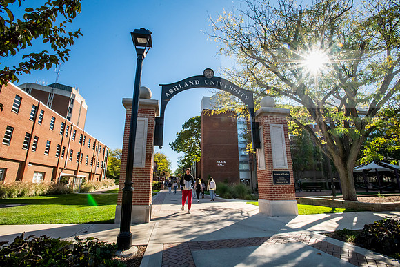 FallCampusLife1024AWB_1537