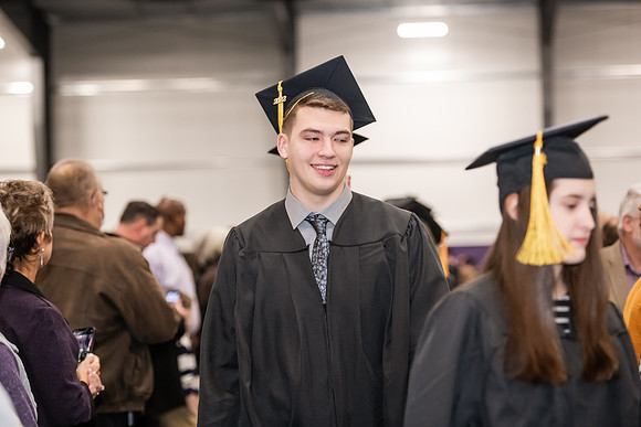 090WIGradProcessional1222ALW_0143