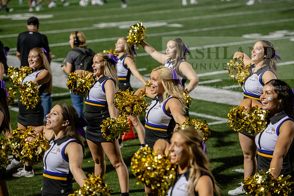 AUvIUPFootball0924AWB_3993