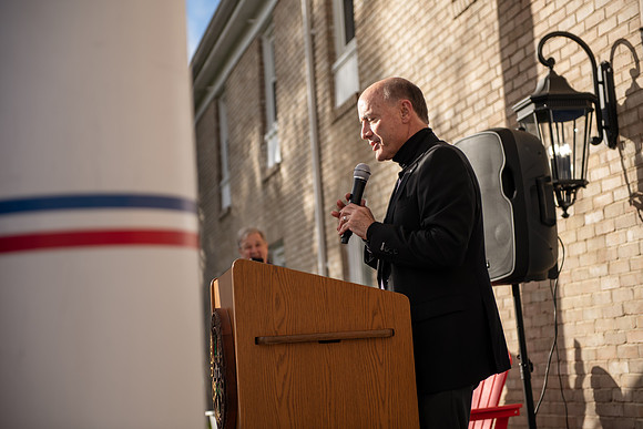 HomecomingUSAHouseRibbonCeremony1023AWB_6082