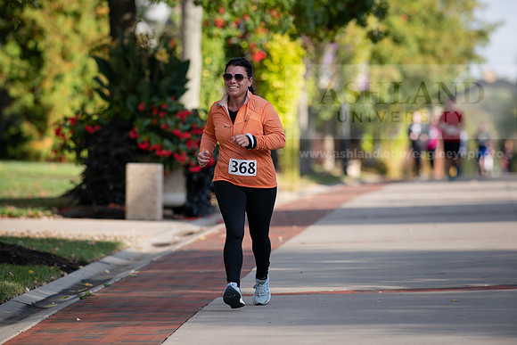Homecoming5kFunRunWalk1019ALW_4341