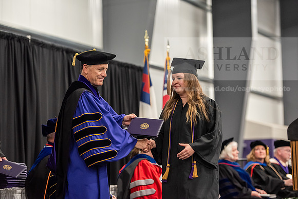 103SpGradBachelorScienceBusiness0524ALW_7884