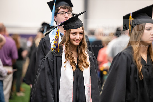 334SpGradProcessional0524AWB_8713