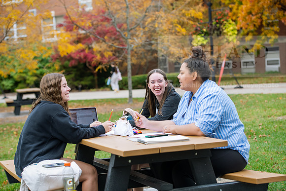 FallCampusLife1022ALW_1361