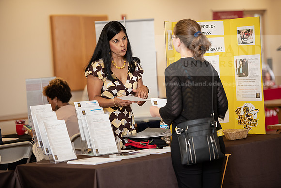 CareerGradFair0919ALW_7605