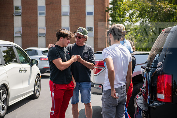 MoveInDay0824AWB_0498