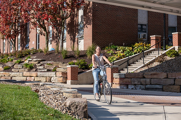FallCampusLife1024AWB_5711