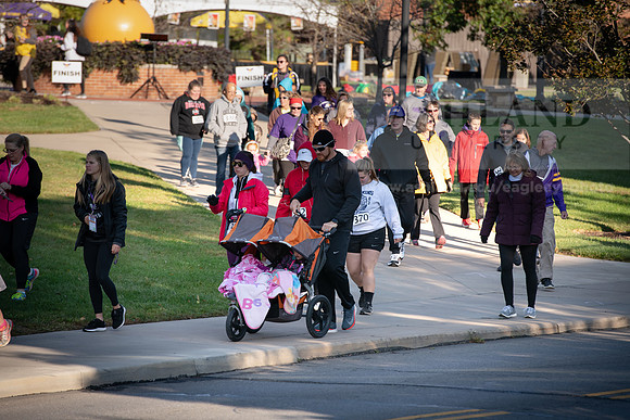 Homecoming5kFunRunWalk1019ALW_4048
