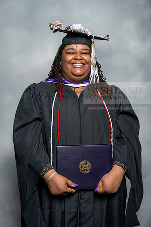 049SpGradMasterArts0525AU-Graduation-2025-Andrew-0540