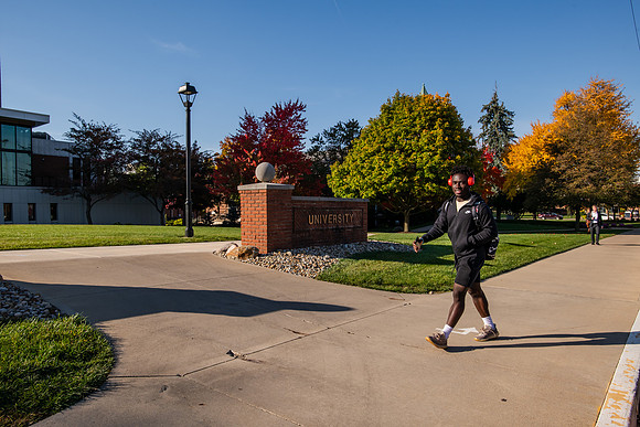 FallCampusLife1024AWB_5191
