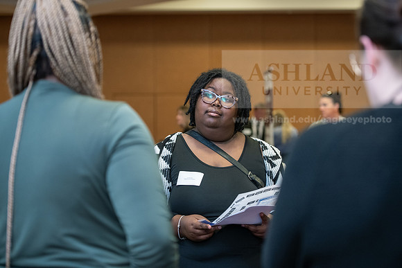 CareerInternshipFair1023AWB_9569