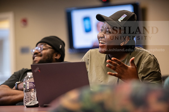 MBADigitalMarketing0324AWB_8199