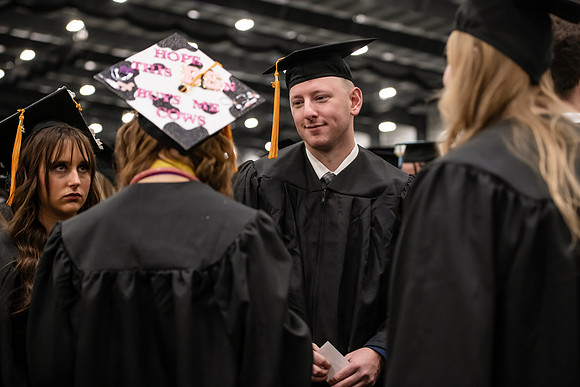 002WIGradPreCermony1222ALW_9972