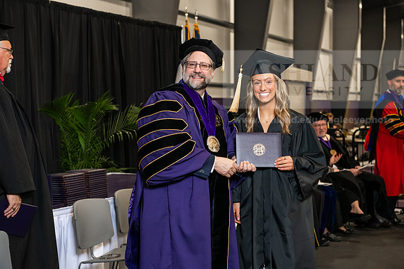 017SPGradBachelorScienceNursing0525AWB_4696