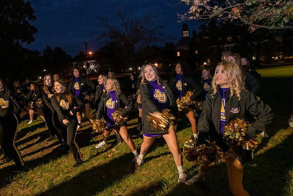 ParadeOfPurple1021ALW_6117