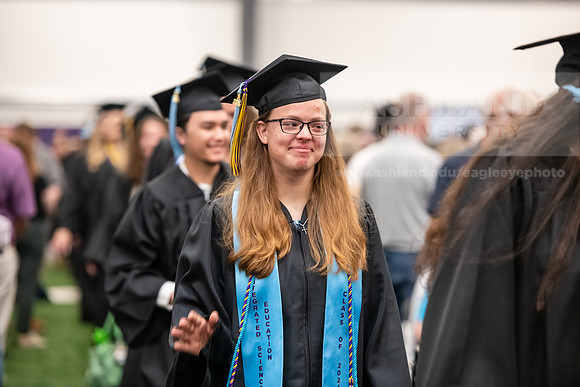 339SpGradProcessional0524AWB_8718