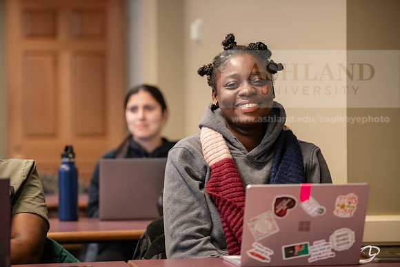 MBADigitalMarketing0324AWB_8182