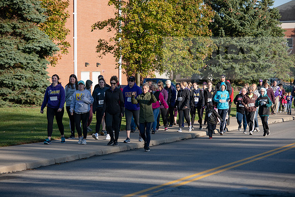 Homecoming5kFunRunWalk1019ALW_4057