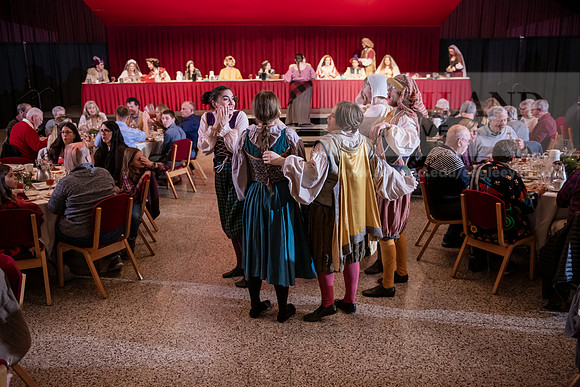 MadrigalFeaste1124AWB_3284
