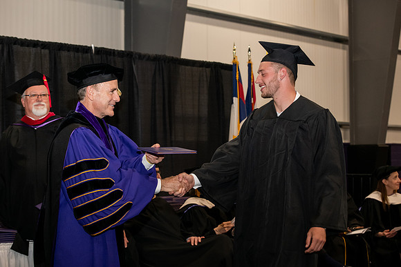 208SPGraduates0522ALW_1586